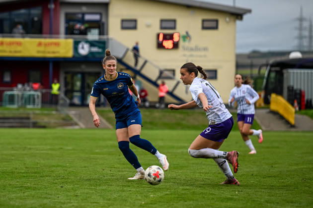 October 18, 2026, Soccer, Women s Bundesliga 2, 2026–2027, Matchday 9, SG 99 Andernach vs. SGS Essen, Selina Albrecht, 19. Essen wins the ball and runs through the midfield
