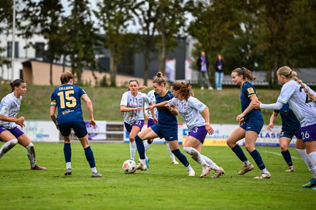 October 18, 2026, Soccer, Women s Bundesliga 2, 2026–2027, Matchday 9, SG 99 Andernach vs. SGS Essen; Carolin Schraa 7 (Andernach) tries to break through in the penalty area against Joelle Steiner 3 (Essen)