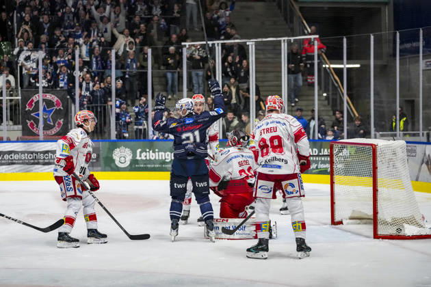 Goal to make it 2–1, GER, Ravensburg Towerstars vs. Eispiraten Crimmitschau, Ice Hockey, DEL2 Regular Season, Matchday 10, 2026–2027 Season, October 18, 2026, GER, Ravensburg Towerstars vs. Eispiraten Crimmitschau, Ice Hockey, DEL2 Regular Season, Matchday 10, 2026–2027 Season, October 18, 2026, Ravensburg Copyright: xEibner-Pressefoto MaximilianxRistx EP_MRT