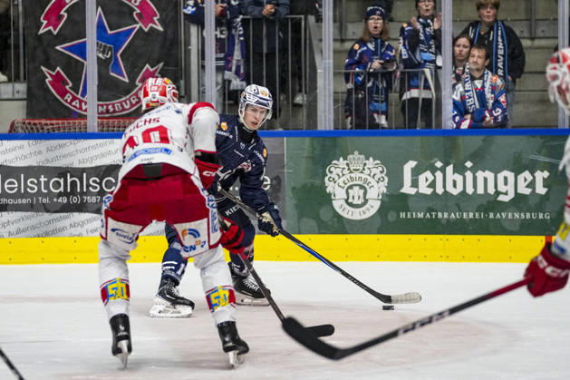 Matt Fonteyne, Ravensburg Towerstars, 17, GER, Ravensburg Towerstars vs. Eispiraten Crimmitschau, Ice Hockey, DEL2 Regular Season, Matchday 10, 2026–2027 Season, October 18, 2026, GER, Ravensburg Towerstars vs. Eispiraten Crimmitschau, Ice Hockey, DEL2 Regular Season, Matchday 10, 2026–2027 Season, October 18, 2026, Ravensburg Copyright: xEibner-Pressefoto MaximilianxRistx EP_MRT