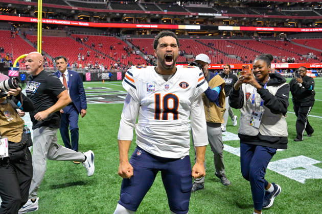 ATLANTA, GA - OCTOBER 18: Chicago quarterback Caleb Williams (18) reacts following the conclusion of the NFL, American Football Herren, USA game between the Chicago Bears and the Atlanta Falcons on October 18th, 2026 at Mercedes-Benz Stadium in Atlanta, GA. (Photo by Rich von Biberstein Icon Sportswire) NFL: OCT 18 Bears at Falcons EDITORIAL USE ONLY Icon261018024