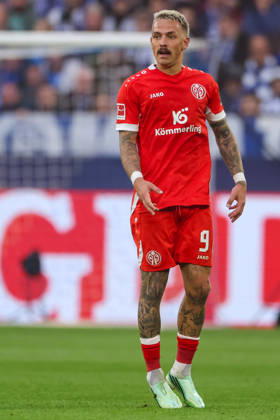 GELSENKIRCHEN, GERMANY - OCTOBER 17: Phillip Tietz of 1. FSV Mainz 05 looks on during the Bundesliga 2026 27 match between FC Schalke 04 and 1. FSV Mainz 05 at Veltins-Arena on October 17, 2026 in Gelsenkirchen, Germany. Copyright: xRenexNijhuis MBxMediax