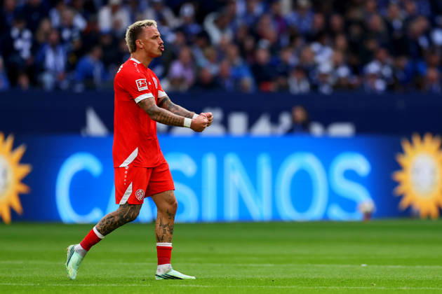 GELSENKIRCHEN, GERMANY - OCTOBER 17: Phillip Tietz of FSV Mainz 05 celebrates after scoring his team s first goal to make it 0-1 during the Bundesliga 2026 27 match between FC Schalke 04 and 1. FSV Mainz 05 at Veltins-Arena on October 17, 2026 in Gelsenkirchen, Germany. Copyright: xRenexNijhuisx
