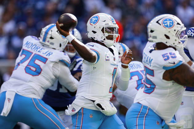 Oct 18, 2026; Indianapolis, IN, USA; Tennessee Titans quarterback Cam Ward (1) passes the ball during NFL, American Football Herren, USA game action against the Indianapolis Colts at Lucas Oil Stadium. Mandatory Credit: -Cal Media NFL 2026: Titans Vs Colts OCT 18  - ZUMAc04_ 20261018_zma_c04_252 Copyright: xJohnxMersitsx