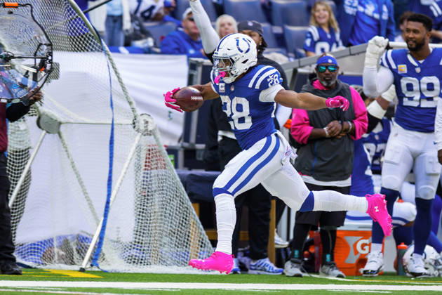Oct 18, 2026; Indianapolis, IN, USA; Indianapolis Colts running back Jonathan Taylor (28) runs with the ball during NFL, American Football Herren, USA game action against the Tennessee Titans at Lucas Oil Stadium. Mandatory Credit: -Cal Media Indianapolis USA - ZUMAc04_ 20261018_zma_c04_277 Copyright: xJohnxMersitsx