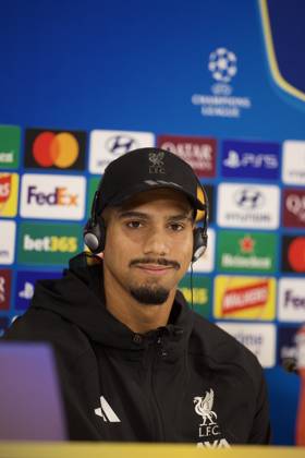 Football - UEFA Champions League - Liverpool FC v Villarreal CF - MD-1 LIVERPOOL, ENGLAND - Monday, October 19, 2026: Liverpool s Ronald Araujo during a press conference, PK, Pressekonferenz at Anfield ahead of the UEFA Champions League 2026 27 League Phase MD3 match between Liverpool FC and Villarreal CF. (Photo by David Rawcliffe Propaganda) LIVERPOOL Anfield MERSEYSIDE ENGLAND  Copyright: xDavidxRawcliffex 2026-10-19-Liverpool_Villarreal_MD-1-087