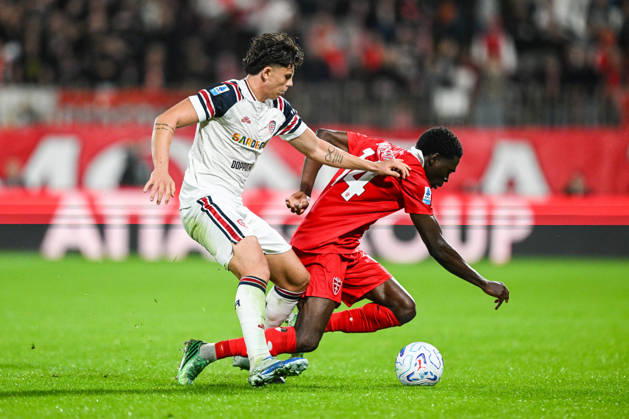 Alessandro Romano of Cagliari Calcio in action during the Serie A soccer match between AC Monza and Cagliari Calcio the Brianteo Stadium in Monza, north Italy - October 19, 2026. - Soccer.  Copyright: xTizianoxBallabio LaPressex