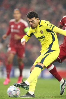Georges Mikautadze of Villarreal scores a goal and celebrates. Liverpool v Villarreal, UEFA Champions League, Football, Anfield, Liverpool, UK - 20 Oct 2026Liverpool Anfield United Kingdom  Copyright: xRYANxBROWNE Shutterstockx 17226440ai