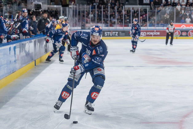 October 20, 2026, Zurich, Swiss Life Arena, National League: ZSC Lions vs. HC Davos, 38 Rudolfs Balcers, ZSC Zurich, Swiss Life Arena, Zurich, Switzerland Copyright: xJustPictures.ch StefanxEmchx jp-de-StEm-DSC0055520261020