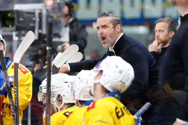 October 20, 2026, Swiss Life Arena, Zurich, SWITZERLAND, 2026–2027 Season, Men s Ice Hockey National League, ZSC Lions vs. HC Davos, Coach Josh Holden, HC Davos