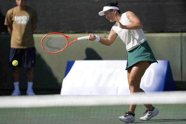 WTA, Tennis Damen Kinoshita Group Japan Open - Day 3 Claire Liu of the United States plays with partner Kaitlin Quevedo of Spain during their quarterfinal doubles match against Jesika Maleckova and Miriam Skoch of the Czech Republic at the 2026 Kinoshita Group Japan Open Women s tennis tournament at Utsubo Tennis Center in Osaka, Japan, on October 21, 2026. Osaka Japan  Copyright: xOwenxHammondx originalFilename:hammond-2026kino261021_nprga.jpg
