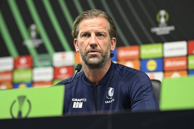 SC Braga v KAA Gent - UEFA Conference League Media Activities 21 10 2026 BRAGA, PORTUGAL - OCTOBER 21 : De Mil Rik head coach of KAA Gent speaking with the media during a pre-match press conference, PK, Pressekonferenz ahead of the UEFA Conference League 2026 27 League Phase matchday 2 match between SC Braga and KAA Gent on October 21, 2026 in Braga, Portugal, 21 10 2026 Braga Portugal  Copyright: xNicoxVereeckenx