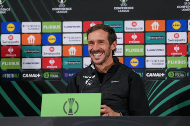 Julian Schuster, SC Freiburg, coach at the press conference, Monaco, soccer, UEFA Conference League, Matchday 2, group stage, 2026–2027, AS Monaco vs. SC Freiburg, October 21, 2026, Stade Louis II, Monaco, Monaco, Stade Louis II, Fontvieille, Monaco Copyright: xArnexAmbergx
