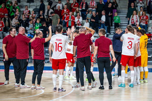 21.10.2026 GORZOW, ARENA GORZOW, FUTSAL, ELIMINACJE MISTRZOSTW SWIATA (FIFA FUTSAL WORLD CUP 2028 QUALIFICATION), MECZ POLSKA - BOSNIA I HERZEGOWINA (POLAND - BOSNIA AND HERZEGOVINA) NZ radosc po zwyciestwie FOTO LUKASZ SKWIOT CYFRASPORT NEWSPIX.PL --- Newspix.pl 20261021CSLS00157
