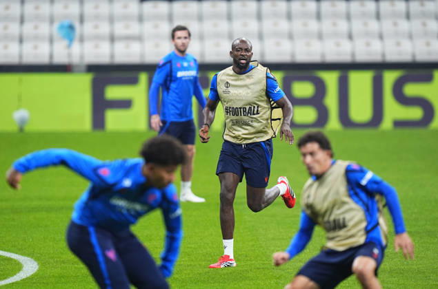 Ahead of Besiktas v Crystal Palace - UEFA Europa League ISTANBUL, TURKIYE - OCTOBER 21: Jean-Philippe Mateta (14) of Crystal Palace takes part in a training session at Tupras Stadium ahead of UEFA Europa League football match against Besiktas in Istanbul, Turkiye on October 21, 2026. Esra Bilgin Anadolu Istanbul Turkey. Editorial use only. Please get in touch for any other usage.  Copyright: x2026xAnadoluxEsraxBilginx