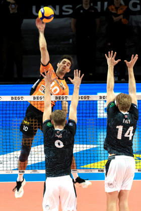 October 21, 2026, Germany, GER, DEU, Volleyball 1st Bundesliga, Day 1, 2026–2027 Season, Berlin, BR Volleys vs. FT Freiburg; Daniel Malescha (BR Volleys) 10, Anton Jung (FT 1844 Freiburg) 8, Charles Figy (FT 1844 Freiburg) 14; nordphoto GmbH; Engler Berlin; Max Schmeling Halle, Berlin, Germany Copyright: xNordphotox xEnglerx