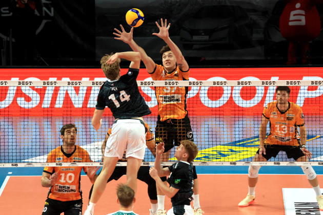 October 21, 2026, Germany, GER, DEU, Volleyball 1st Bundesliga, Day 1, 2026–2027 Season, Berlin, BR Volleys vs. FT Freiburg, Nicolás Zerba (BR Volleys 37), Charles Figy (FT 1844 Freiburg 14), nordphoto GmbH, Engler, Berlin, Max Schmeling Hall, Berlin, Germany Copyright: xNordphotox xEnglerx