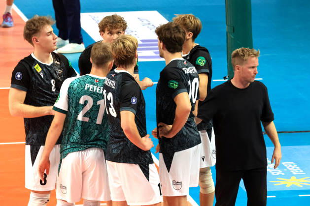 October 21, 2026, Germany, GER, DEU, Volleyball 1st Bundesliga, Day 1, 2026–2027 Season, Berlin, BR Volleys vs. FT Freiburg Coach Jakob Schoenhagen FT 1844 Freiburg, Freiburger Spielerkreis nordphoto GmbH Engler Berlin Max Schmeling Hall Berlin Germany Copyright: xNordphotox xEnglerx