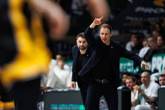 Jacques Schneider, head coach of the Gladiators Trier, on the sidelines; emotions; gestures; body language; facial expressions; cutout; portrait. Vet Concept Gladiators Trier vs. KK Split, basketball, FIBA Europe Cup, Matchday 3, 2026–2027 season, October 21, 2026, Vet Concept Gladiators Trier vs. KK Split, basketball, FIBA Europe Cup, Matchday 3, 2026–2027 season, October 21, 2026 Copyright: xEibnerxPressefotox EP_ANS