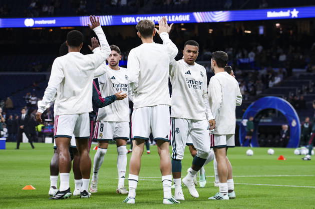 Real Madrid vs. RB Leipzig, UEFA Champions League 2026–27, October 21, 2026, Santiago Bernabéu Stadium, Madrid, Spain Kylian Mbappé and Dean Huijsen of Real Madrid warm up during the UEFA Champions League 2026-27 soccer match between Real Madrid and RB Leipzig at Santiago Bernabéu Stadium on October 21, 2026, in Madrid, Spain Madrid Santiago Bernabéu Stadium Madrid Spain Copyright: xAlejandroxMatiasxAcostax