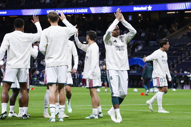 Real Madrid vs. RB Leipzig, UEFA Champions League 2026–27, October 21, 2026, Santiago Bernabéu Stadium, Madrid, Spain Kylian Mbappé and Dean Huijsen of Real Madrid warm up during the UEFA Champions League 2026-27 soccer match between Real Madrid and RB Leipzig at Santiago Bernabéu Stadium on October 21, 2026, in Madrid, Spain Madrid Santiago Bernabéu Stadium Madrid Spain Copyright: xAlejandroxMatiasxAcostax