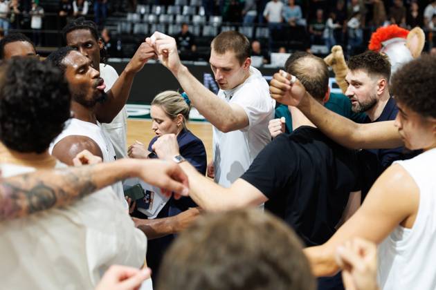 Team Circle Gladiators Trier, Emotions, Gestures, Body Language, Facial Expressions Vet Concept Gladiators Trier vs. KK Split, Basketball, FIBA Europe Cup, Matchday 3, 2026–2027 Season, October 21, 2026 Vet Concept Gladiators Trier vs. KK Split, Basketball, FIBA Europe Cup, Matchday 3, 2026–2027 Season, October 21, 2026 Copyright: xEibnerxPressefotox EP_ANS