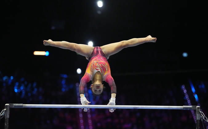 Qiu Qiyuan of China on the uneven bars during the artistic gymnastics competition on Day 5 of the World Championships at Ahoy in Rotterdam, Netherlands, on October 21, 2026. DeFodi Images