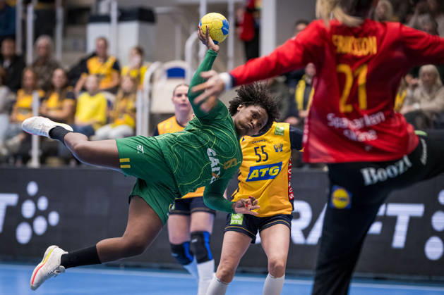 Handball, Women, International Friendly, Sweden vs. Brazil, October 22, 2022: Mariane Fernandes of Brazil during the international friendly handball match between Sweden and Brazil on October 22, 2026 in Alingsas. Photo by Christoffer Borg Mattisson, BILDBYRÅN COP 261 CB0565 handball, Swedish national handball team, Sweden, Brazil, women s national team, BBeng  Copyright: CHRISTOFFERxBORGxMATTISSON BB261022CB047