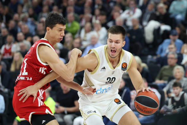 Filip Petrusev, Dubai Basketball, 30, with the ball alongside Vladimir Lucic, FC Bayern Basketball, 11, GER, FC Bayern Basketball vs. Dubai Basketball, Basketball, EuroLeague, Matchday 7, 2026–2027 Season, October 22, 2026, GER, FC Bayern Basketball vs. Dubai Basketball, Basketball, EuroLeague, Matchday 7, 2026–2027 Season, October 22, 2026, Munich Copyright: xEibner-Pressefoto JennixMaulx EP_JML