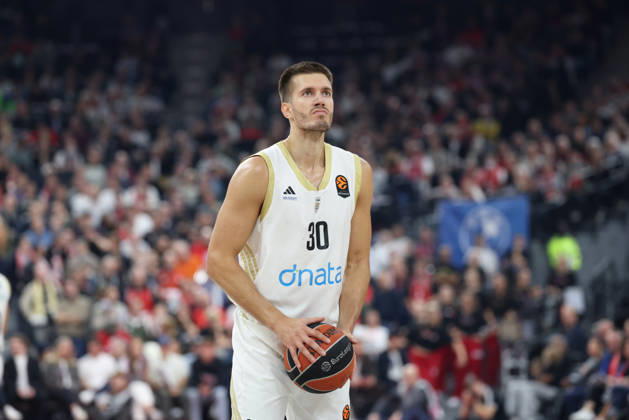 Filip Petrusev, Dubai Basketball, No. 30 with the ball on a free throw, GER, FC Bayern Basketball vs. Dubai Basketball, Basketball, EuroLeague, Matchday 7, 2026–2027 Season, October 22, 2026, GER, FC Bayern Basketball vs. Dubai Basketball, Basketball, EuroLeague, Matchday 7, 2026–2027 Season, October 22, 2026, Munich Copyright: xEibner-Pressefoto JennixMaulx EP_JML