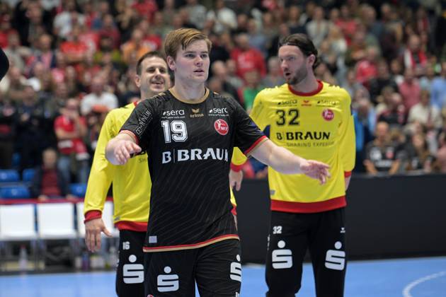 Celebrations and joy after the victory: Reynir Thor Stefansson (MT Melsungen 19), Nebojsa Simic (goalkeeper, MT Melsungen 16), Kristof Palasics (goalkeeper, MT Melsungen 32, in the back), GER, MT Melsungen vs. Orlen Wisla Plock (POL), Handball, Men’s Champions League, Group Matches, 2026–2027 Season, October 22, 2026, GER, MT Melsungen vs. Orlen Wisla Plock, Men’s Champions League, Group Match, 2026–2027 Season, October 22, 2026, Kassel Copyright: xEibner-Pressefotox xRolandxSippelx EP_RSL