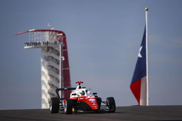 AUTO - F1 ACADEMY 2026 - AUSTIN 12 LARSEN Alba (dnk), MP Motorsport supported by Ferrari, Tatuus F4-T421, action during the 5th round of the 2026 F1 Academy from October 23 to 25, 2026 on the Circuit of the America, in Austin, Texas, United States of America - AustinUnited States  Copyright: xXavixBonillax