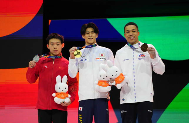 Daiki Hashimoto of Japan and Joe Fraser of Great Britain during the artistic gymnastics competition on Day 6 of the World Championships at Ahoy in Rotterdam, Netherlands, on October 22, 2026. DeFodi Images