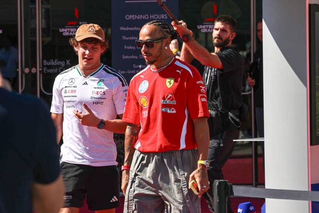 October 22, 2026, Italy: Lewis Hamilton from UK, Andrea Kimi Antonelli from Italy during United States Grand Prix - Austin - Thursday - Media Day at Circuit of the Americas (COTA) in Austin. Italy Sports - October 22, 2026  - ZUMAm313 20261022_zsp_m313_116 Copyright: xAlessioxMorgesex
