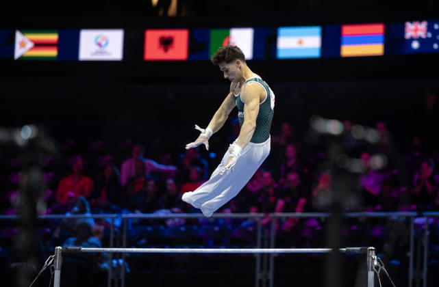 Rotterdam The Netherlands 23rd October 2026 World Championships artistic gymnastics. Horizontal Bar Timo Eder (GER) turnen