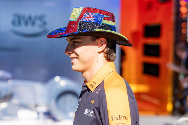 2026 Formula 1 MSC Cruises United States Grand Prix - Pilots OSCAR PIASTRI 81 (AUS) of McLaren Mastercard Formula 1 Team (McLaren MCL40) with a cowboy hat on Friday during the Formula 1 United States Grand Prix 2026 at Circuit of The Americas in Austin, Texas, United States, on October 23, 2026. Photo by Antoine LAPEYRE Reveries Agency via ABACAPRESS.COM Austin United States  Copyright: xAntoinexLapeyre ReveriesxAgency ABACAx