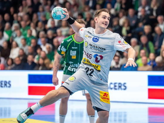 Felix Aellen, ThSV Eisenach, age 22, taking a seven-meter throw, Frisch Auf Göppingen vs. ThSV Eisenach, handball, 1st Bundesliga, Men s, 2026–2027 season, October 23, 2026, Frisch Auf Göppingen vs. ThSV Eisenach, Handball, 1st Bundesliga, Men, 2026–2027 season, October 23, 2026, Göppingen Copyright: xEibner-Pressefoto MichaelxSchmidx EP_MST