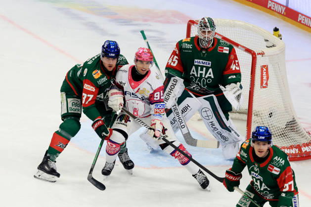 October 23, 2026, DEU, GER, Ice Hockey, Matchday 11, 2026–27 Season, Berlin, Eisbären Berlin vs. Augsburger Panther; Frederik Tiffels (Eisbären Berlin) 95, Kyle Wood (Augsburger Panther) 37, TOBIAS ANCICKA (Augsburger Panther) 45; nordphoto GmbH, Engler Berlin, Uber Arena Berlin, Germany Copyright: xNordphotox xEnglerx