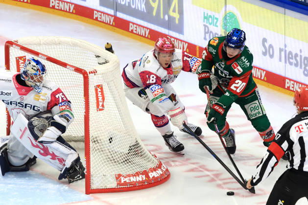 October 23, 2026, DEU, GER, Ice Hockey, Matchday 11, 2026–27 Season, Berlin, Eisbären Berlin vs. Augsburger Panther, Jonas Neffin (Eisbären Berlin) 75, Jonas Mueller (Eisbären Berlin) 18, PHILIPP KRAUSS (Augsburger Panther) 20, nordphoto GmbH, Engler Berlin, Uber Arena Berlin, Germany Copyright: xNordphotox xEnglerx