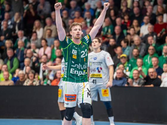 Erik Persson of Frisch Auf Göppingen, No. 22, celebrates; Frisch Auf Göppingen vs. ThSV Eisenach, Handball, 1st Bundesliga, Men s, 2026–2027 Season, October 23, 2026, Frisch Auf Goeppingen vs. ThSV Eisenach, Handball, 1st Bundesliga, Men, 2026–2027 season, October 23, 2026, Goeppingen Copyright: xEibner-Pressefoto MichaelxSchmidx EP_MST