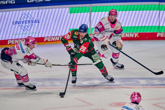 Jean Luc Foudy, Eisbären Berlin, 55; Alexander Blank, Augsburger Panther, 26; Jonas Mueller, Eisbären Berlin, 18; GER, Eisbären Berlin vs. Augsburger Panther, Men s Ice Hockey, German Ice Hockey League (DEL), 2026–27 Season, Matchday 11, October 23, 2026, GER, Eisbären Berlin vs. Augsburger Panther, Men’s Ice Hockey, German Ice Hockey League, DEL, 2026–27 Season, Matchday 11, Berlin Copyright: xClaudiusxRauch,xEibner-Pressefotox xClaudiusxRauchx EP_CRH