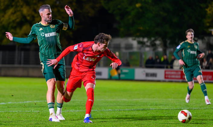 October 23, 2026 Soccer Season 2026–2027 Bavarian Regional League Matchday 04 SC Eltersdorf vs. SCE Quecken vs. FC Memmingen FCM xwoxzix Maximilian Göbhardt Goebhardt 10, SC Eltersdorf Luis Pfaumann 10, FC Memmingen, right