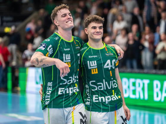 Victor Kloeve (Frisch Auf Goeppingen, No. 7) and Elias Newel (Frisch Auf Goeppingen, No. 40) are both shining brightly; Frisch Auf Goeppingen vs. ThSV Eisenach, Handball, 1st Bundesliga, Men, 2026–2027 Season, October 23, 2026, Frisch Auf Goeppingen vs. ThSV Eisenach, Handball, 1st Bundesliga, Men, 2026–2027 season, October 23, 2026, Goeppingen Copyright: xEibner-Pressefoto MichaelxSchmidx EP_MST