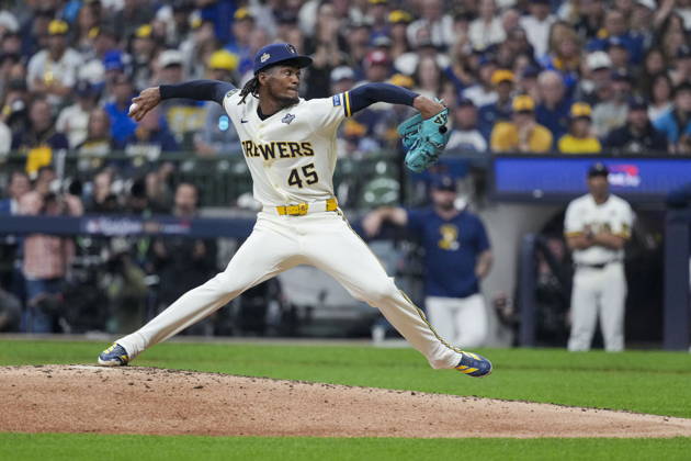 MLB, Baseball Herren, USA World Series Game 1 - Milwaukee Brewers vs Tampa Bay Rays Milwaukee Brewers relief pitcher Abner Uribe in action during the Major League Baseball (MLB) World Series Game 1 between the Milwaukee Brewers and Tampa Bay Rays at American Family Field in Milwaukee, Wisconsin, USA, 23 October 2026. MILWAUKEE WISCONSIN UNITED STATES  Copyright: xROSSxHARRIEDx