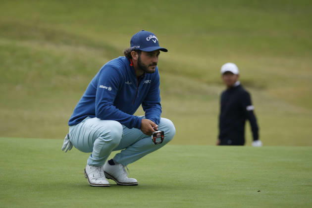 October 24, 2026, Cheonan, Chungnam, SOUTH KOREA: Oct 24, 2026-Cheonan, South Korea-Gregorio DE LEO of Italy action on 17th green during a DP World Tour Genesis Championship at Woo Jeong hills CC in Cheonan, South Korea. Cheonan SOUTH KOREA - ZUMAr168 20261024_aap_r168_016 Copyright: xRyuxSeung-Ilx