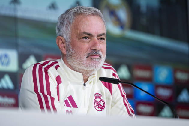 Real Madrid Training Session and press conference, PK, Pressekonferenz Jose Mourinho, Head Coach of Real Madrid, speaks during a press conference ahead of the LaLiga EA Sports match against FC Barcelona, Barca at Ciudad Real Madrid on October 24, 2026 in Valdebebas, Spain. Valdebebas Ciudad Real Madrid Madrid Spain Copyright: xAlbertoxGardinx AGardin_20261024_Rea_Mad_Pc_0067
