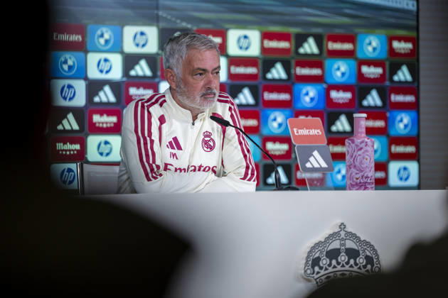 Real Madrid Training Session and press conference, PK, Pressekonferenz Jose Mourinho, Head Coach of Real Madrid, speaks during a press conference ahead of the LaLiga EA Sports match against FC Barcelona, Barca at Ciudad Real Madrid on October 24, 2026 in Valdebebas, Spain. Valdebebas Ciudad Real Madrid Madrid Spain Copyright: xAlbertoxGardinx AGardin_20261024_Rea_Mad_Pc_0075