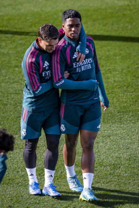 Real Madrid Training Session and press conference, PK, Pressekonferenz Players of Real Madrid CF (from L to R) Brahim Diaz, Endrick are seen during the training session ahead of the LaLiga EA Sports match against FC Barcelona, Barca at Ciudad Real Madrid on October 24, 2026 in Valdebebas, Spain. Valdebebas Ciudad Real Madrid Madrid Spain Copyright: xAlbertoxGardinx AGardin_20261024_Rea_Mad_Pc_0153