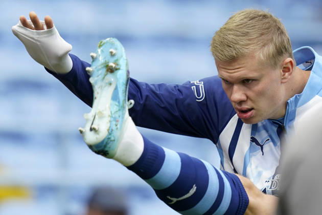 Birmingham, England, 24th October 2026. Erling Haaland of Manchester City warms up before the Aston Villa vs Manchester City Premier League match at Villa Park, Birmingham. Picture credit should read: Andrew Yates Sportimage EDITORIAL USE ONLY. No use with unauthorised audio, video, data, fixture lists, club league logos or live services. Online in-match use limited to 120 images, no video emulation. No use in betting, games or single club league player publications. SPI_018_AY_Villa_Man_City SPI-5099-0018