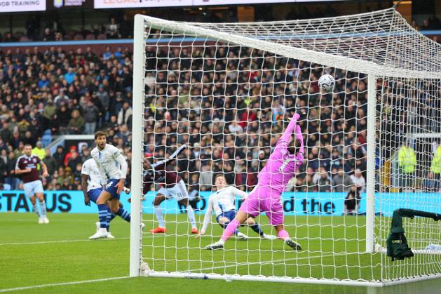 Gianluigi Donnarumma of Manchester City is beaten by Nicolas Jackson of Aston Villa shot for the opening goal Aston Villa v Manchester City, Premier League, Football, Villa Park, Birmingham, UK - 24 Oct 2026Birmingham Villa Park United Kingdom EDITORIAL USE ONLY No use with unauthorised audio, video, data, fixture lists, club league logos or live services. Online in-match use limited to 120 images, no video emulation. No use in betting, games or single club league player publications. Copyright: xPhilxOldham Shutterstockx 17232445j